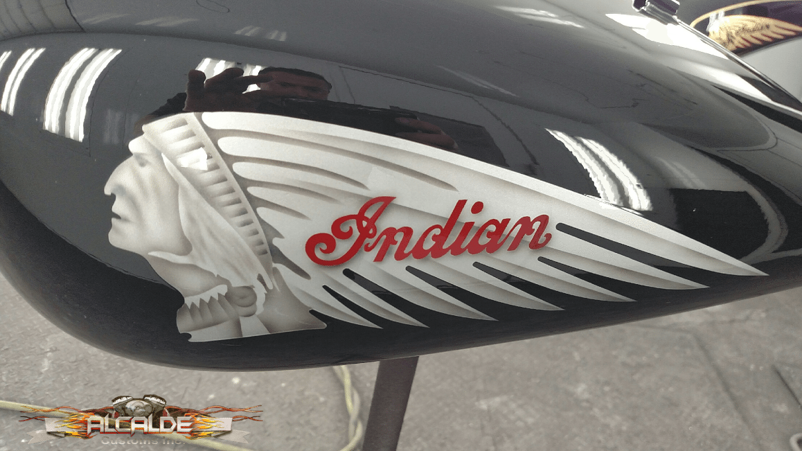 Custom Indian Motorcycle Paint Job - Custom Painted Indian Motorcycle (1158x651), Png Download