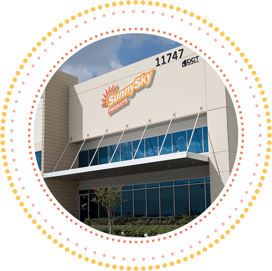Sunny Sky Products Building - Circle (1079x1077), Png Download
