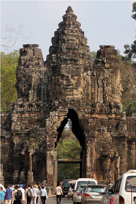 Cambodia / Siem Reap / Gates Of Angkor Thom Unesco - Angkor Thom (650x700), Png Download