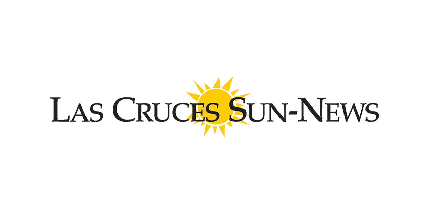 One Of America's Great Railroads, Union Pacific, Is - Las Cruces Sun-news (840x420), Png Download