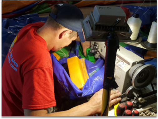 Design & Manufacturing Of Bouncy Castles And Inflatables - Inflatable (550x450), Png Download