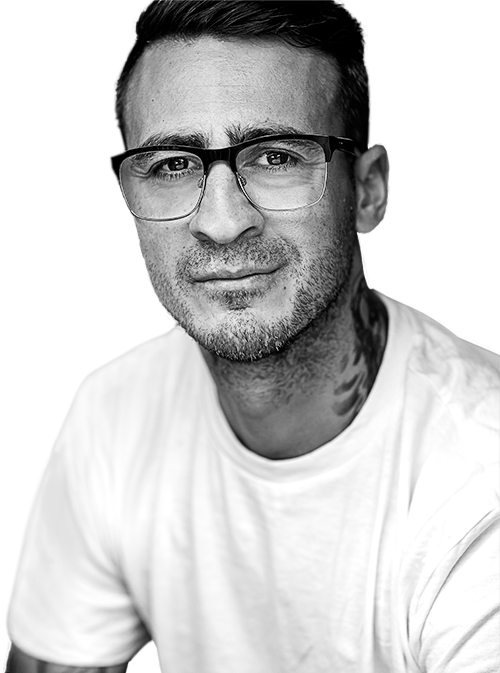 Cori Gonzalez-macuer - Gentleman (500x673), Png Download