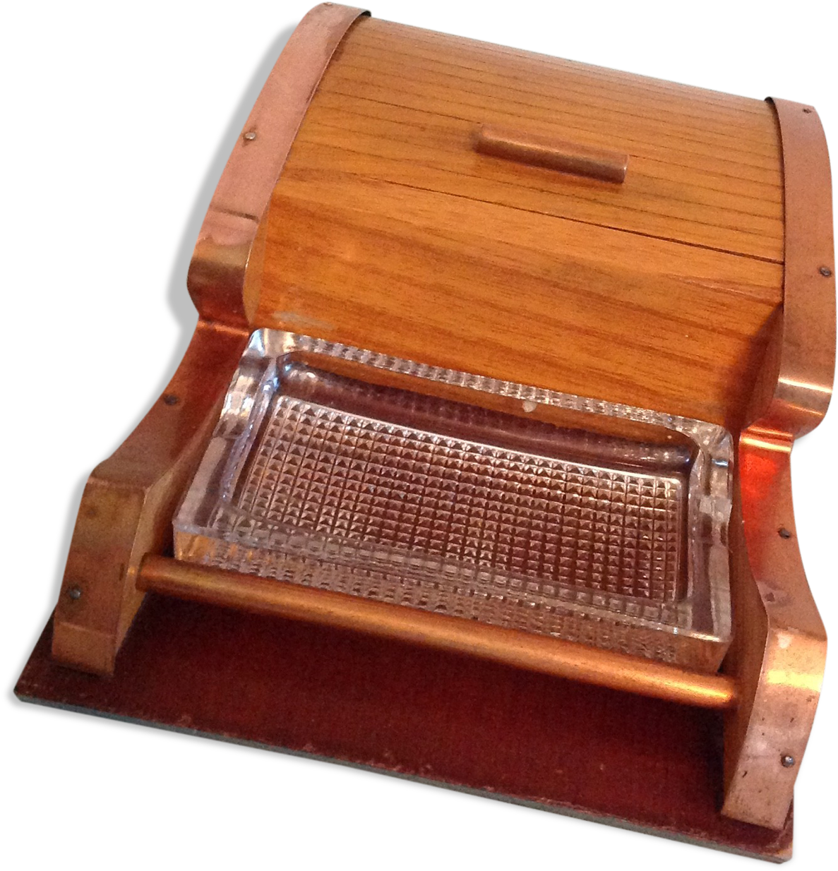 Glass Ashtray And Cigarette Box With Vintage 60's Curtain - Ashtray (1457x1457), Png Download