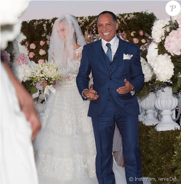 Le Mariage De Xenia Deli, Le 5 Juin 2016 À Santorin - Justin Bieber's Ex Girlfriend Married (950x597), Png Download