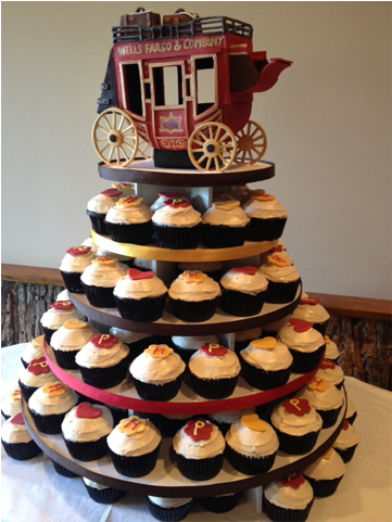 Stage Coach Rehearsal Dinner Cupcakes - Stagecoach Cakes (480x480), Png Download