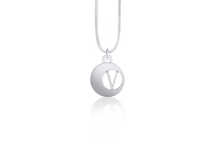 Crescent Alphabet Amulet Letter V - Locket (725x487), Png Download