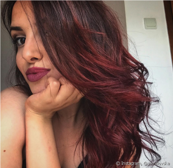 Marsala, Vinho, Borgonha, Acaju E Mais - Cabelo Marsala Em Morenas (790x569), Png Download