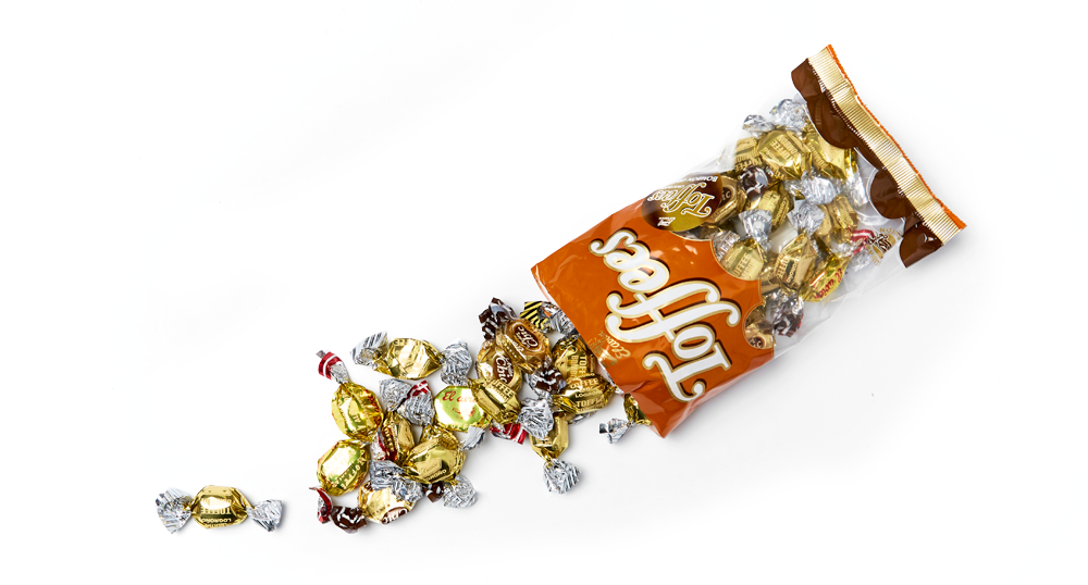 Toffees With Chocolate - El Avión (1000x538), Png Download