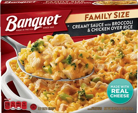 Family Size Creamy Sauce With Broccoli & Chicken Over - Banquet Salisbury Steak, Mega Meal - 15.25 Oz (500x500), Png Download