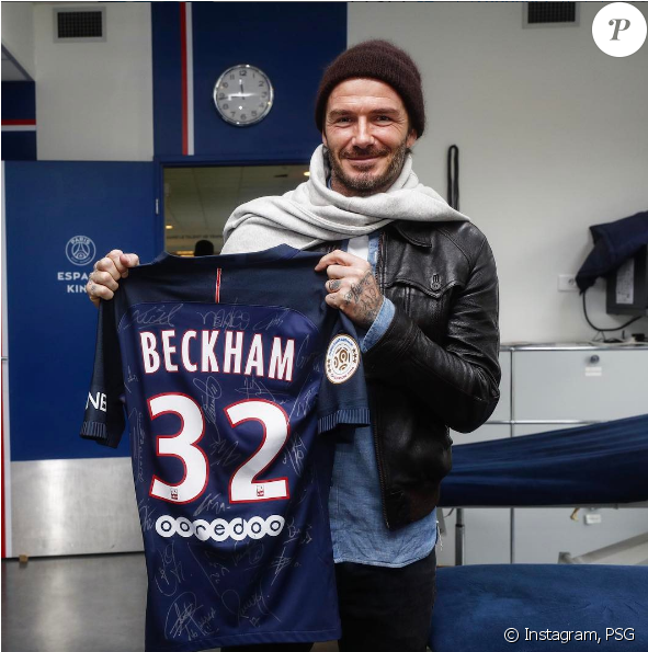 David Beckham De Passage Au Camp Des Loges - Paris Saint Germain Beckham (950x594), Png Download