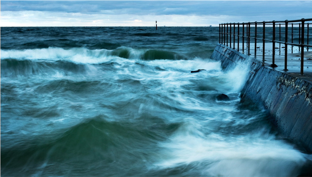 Score 50% - Hd Wallpaper Storm Ocean (1000x1000), Png Download