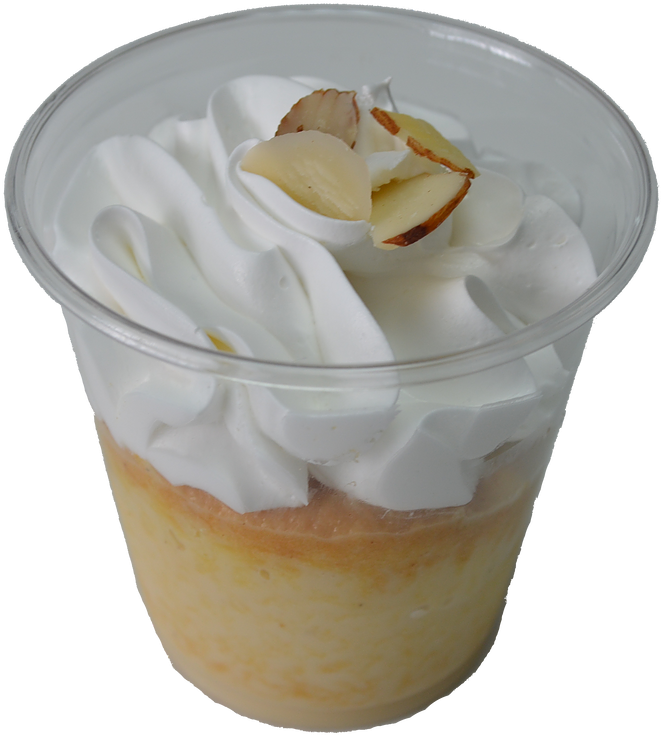 Esponjoso Bizcocho Bañado En Tres Leches Decorado Con - Verrine (735x803), Png Download