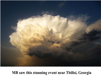 Mt Recorded This Sequence From A Bus - Cumulus (397x307), Png Download