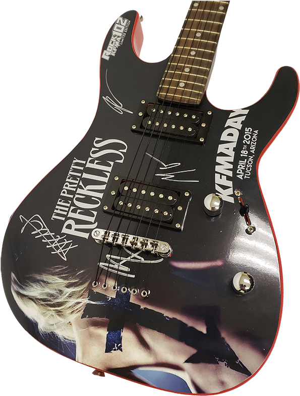 Caller 10 At 880 Kfma Will Win A $20 Gift Card To Arizona - Pretty Reckless Hit Me Like (600x800), Png Download