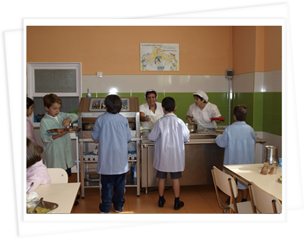 El Servicio De Comedor Corre A Cargo De La Empresa - Photography (438x344), Png Download