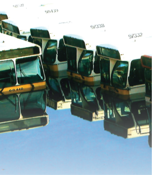 In 2005, Hurricane Katrina Swept Through The City And - Old Rta New Orleans Buses (500x578), Png Download