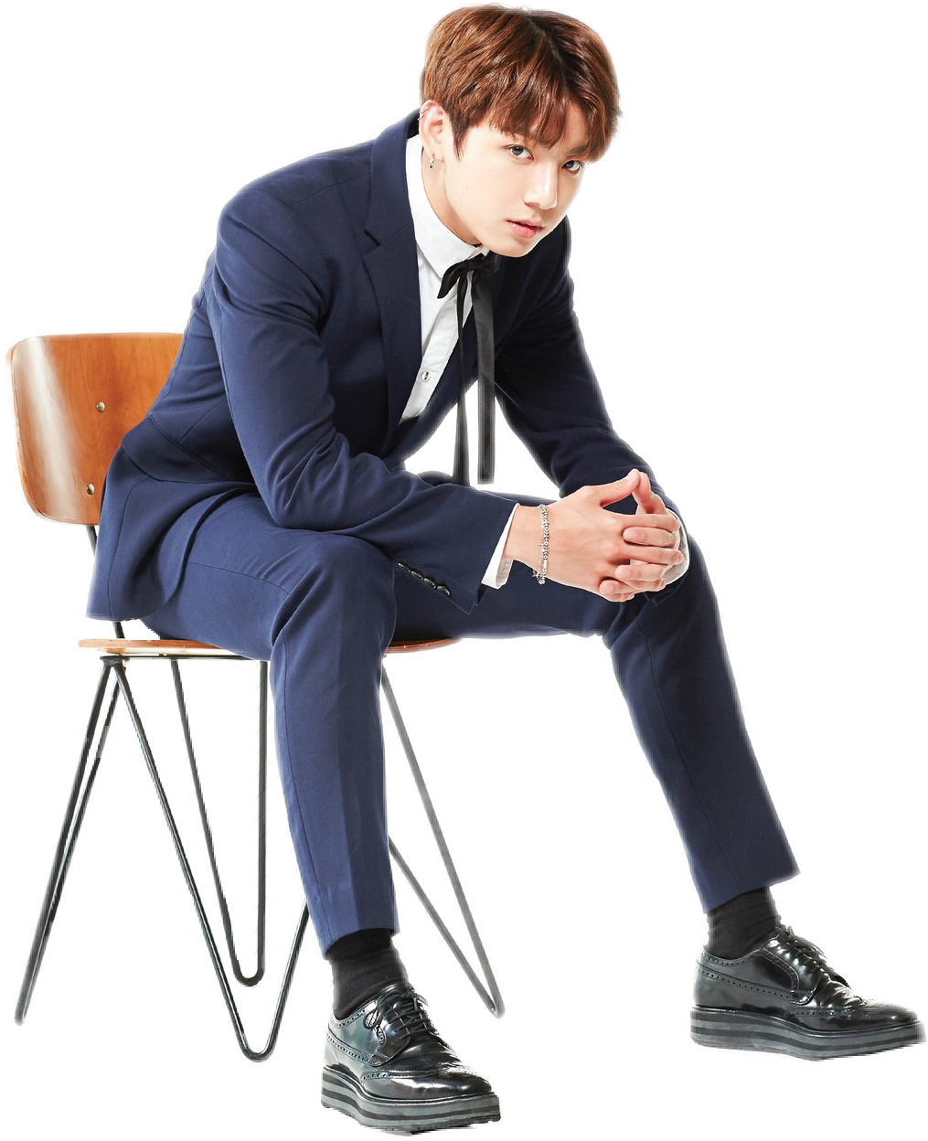 Report Abuse - Jungkook Sitting On Chair (1015x1248), Png Download