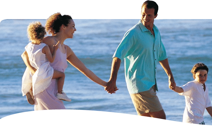 Sunset Beach And Ocean Isle Beach Homes For Sale - Happy Family At The Sea (707x442), Png Download