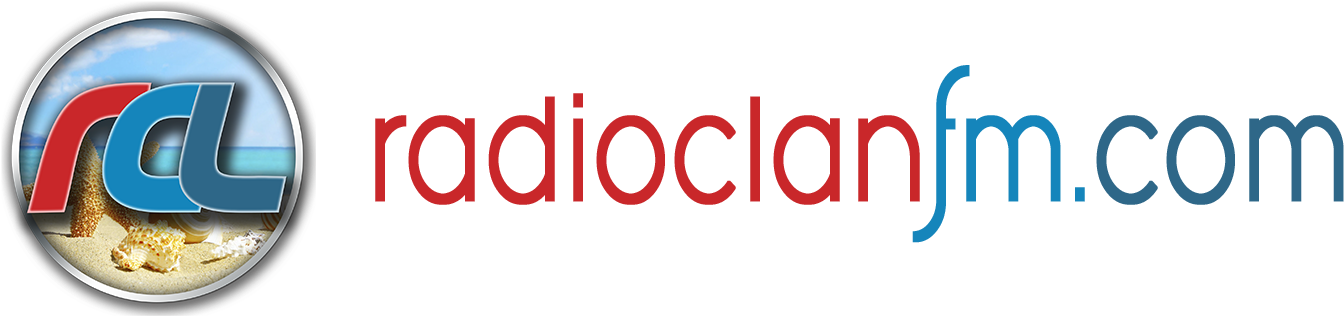 Las Fotos De Laura Laprida Y Su Novio, Muy Enamorados - Radio (1500x325), Png Download