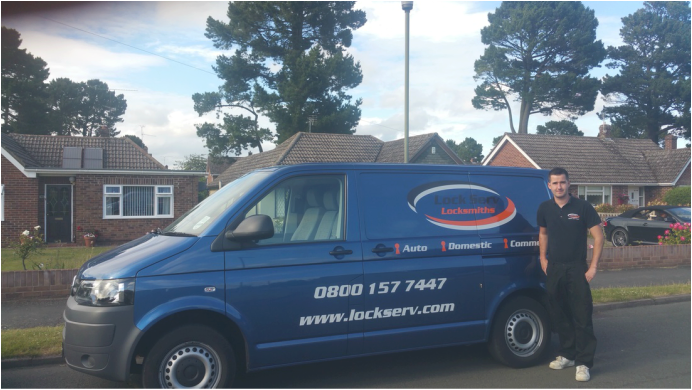 24 Hour Locksmith Tilehurst - Locksmith Reading (692x390), Png Download