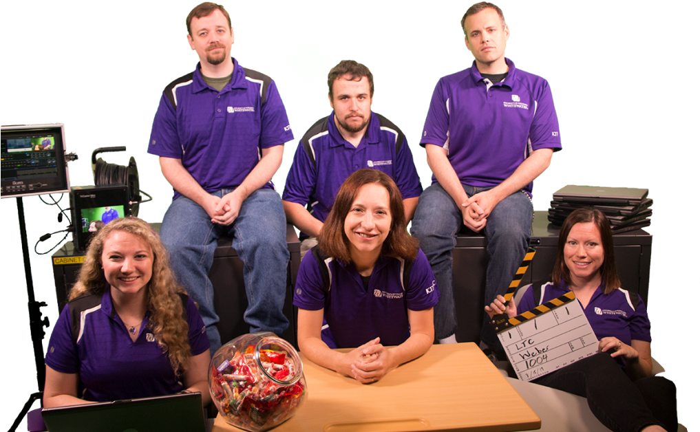 Nicole Weber , Aaron Axelsen (operations Manager), - Student (1018x677), Png Download