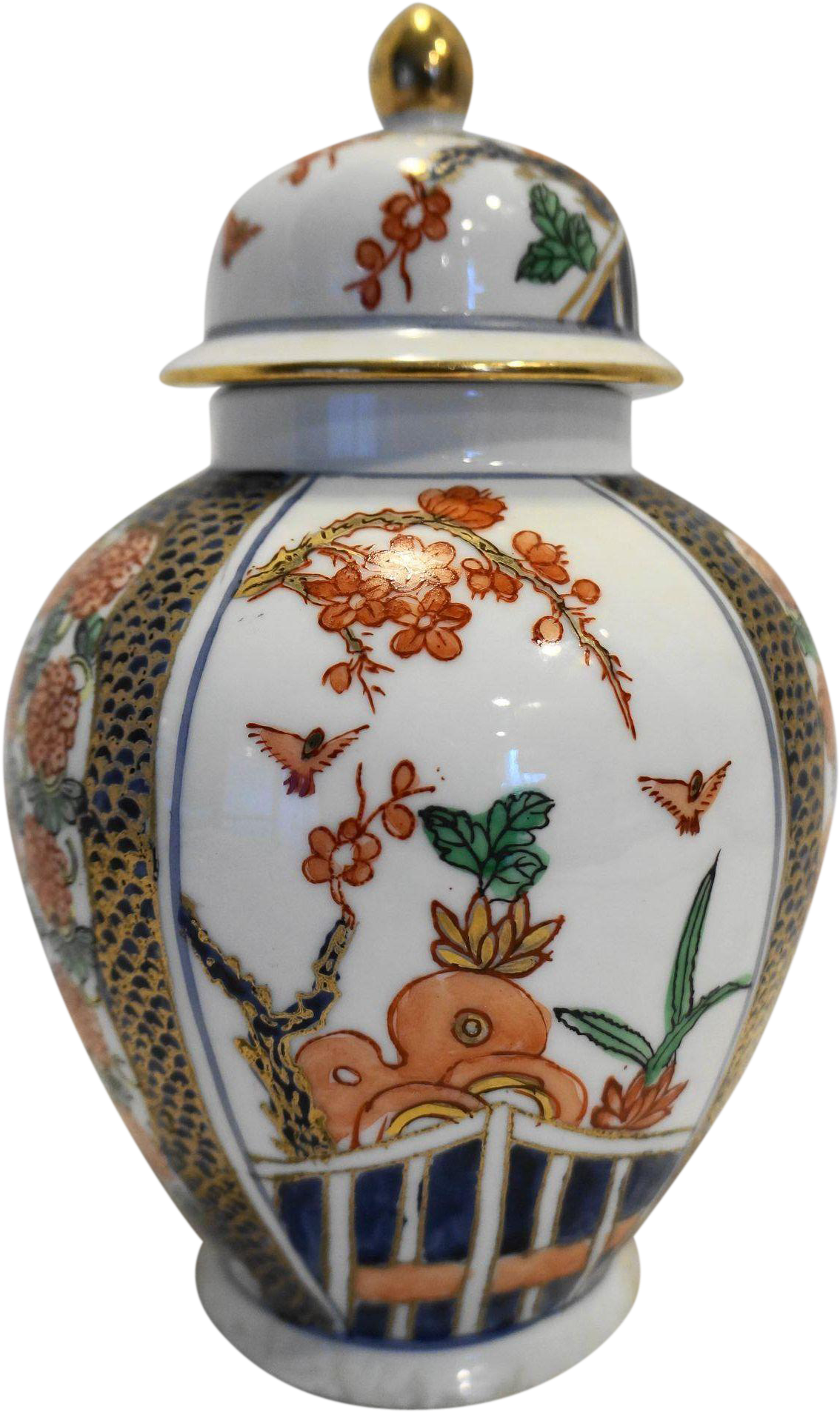 This Is A Vintage Porcelain Ginger Jar, Hand Painted - Porcelain (1905x1905), Png Download