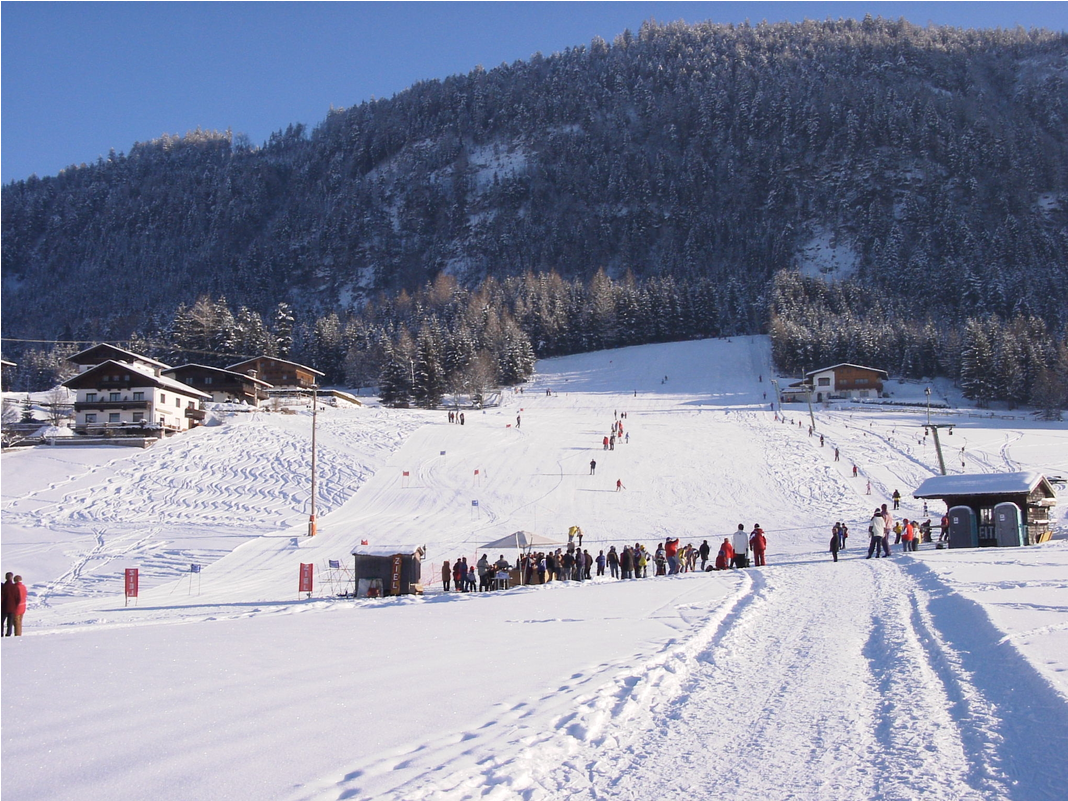 Ski Lift In Brandenberg - Lift In Brandenberg (1600x800), Png Download