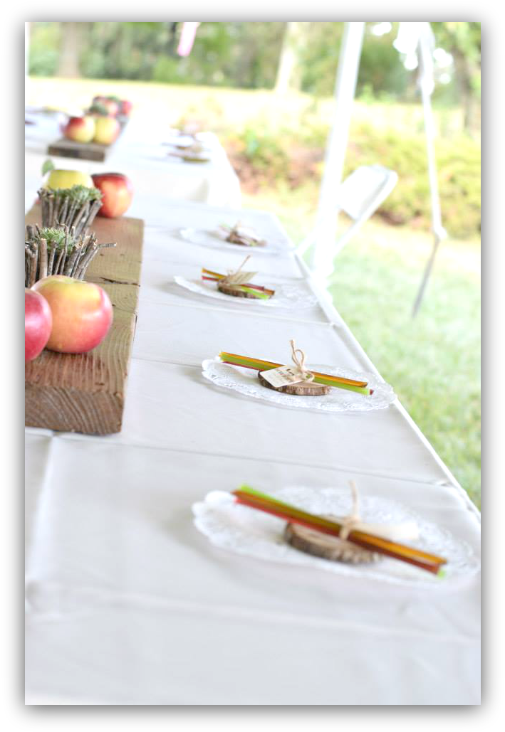 Outside Wedding (718x1038), Png Download
