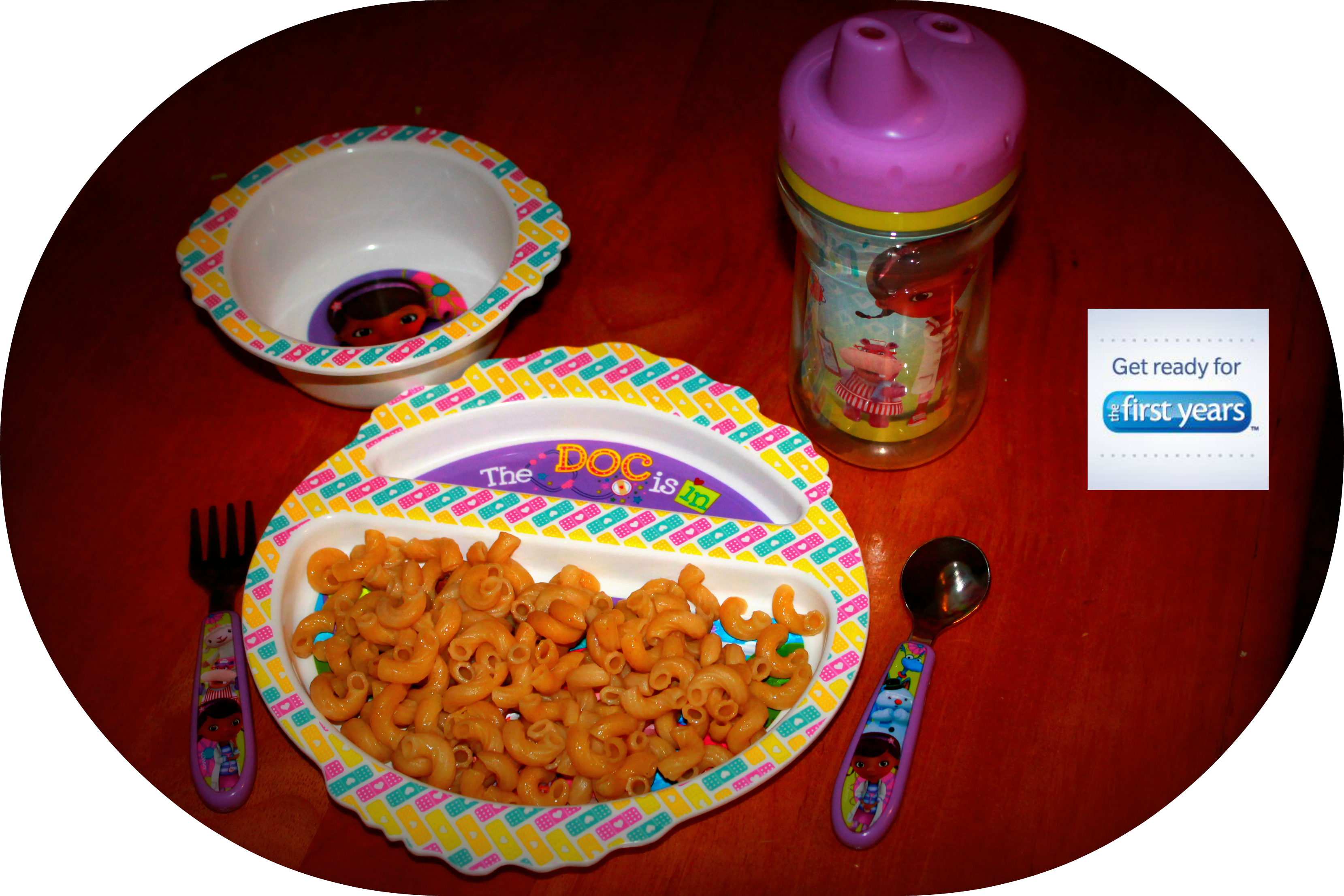 Doc Mcstuffins Doc Mcstuffins The Doc Is In The House - Dish (3318x2212), Png Download