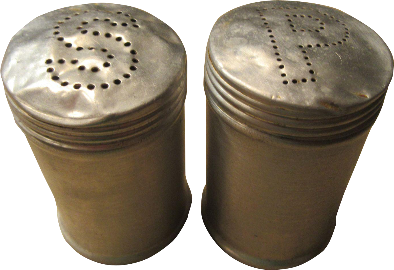 At Rubylanecom Aluminum Range Or Picnic Salt And Pepper - Salt And Pepper Shakers (1376x1376), Png Download