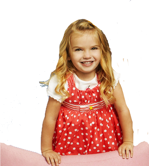 Mia Talerico Known As Charlotte Duncan From - Mia Talerico Photo Shoot (583x743), Png Download