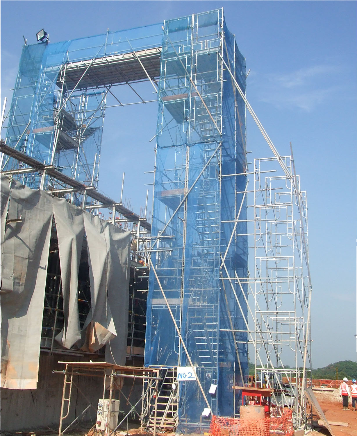 Metal Scaffolding - Construction - Scaffolding (2000x2000), Png Download