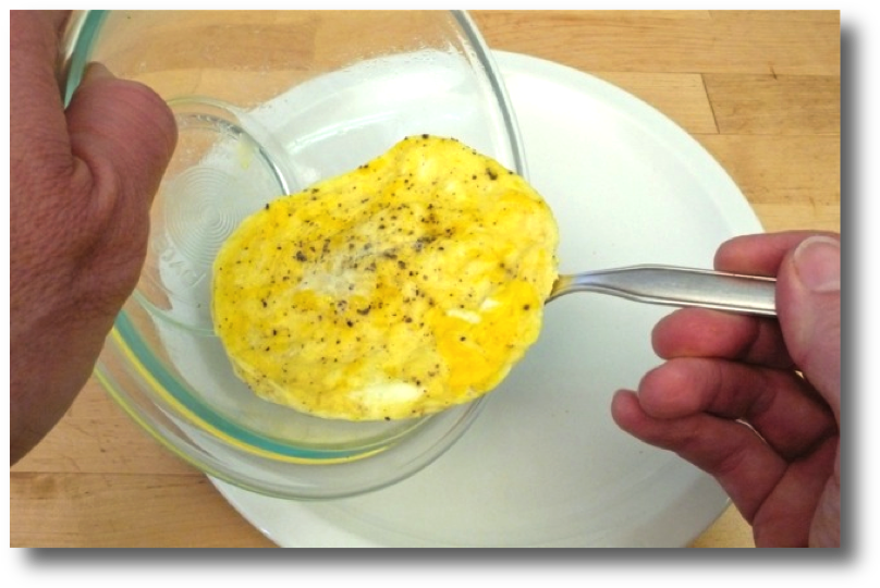 Microwave Cooked Scrambled Eggs - Sauce Gribiche (816x547), Png Download