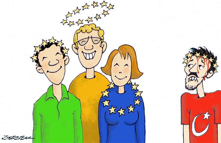 Family Cartoon Of 5 - European Family Cartoon (738x479), Png Download