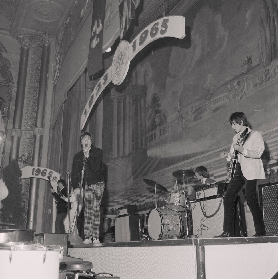 The Rolling Stones On Stage At The Palace, Douglas - The Rolling Stones (1903x978), Png Download