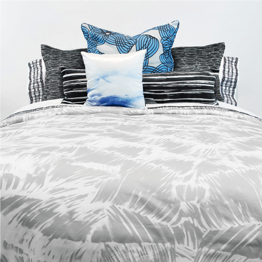 Download Lorena Gaxiola Cielo Duvet Cover Size: Queen PNG Image with No ...