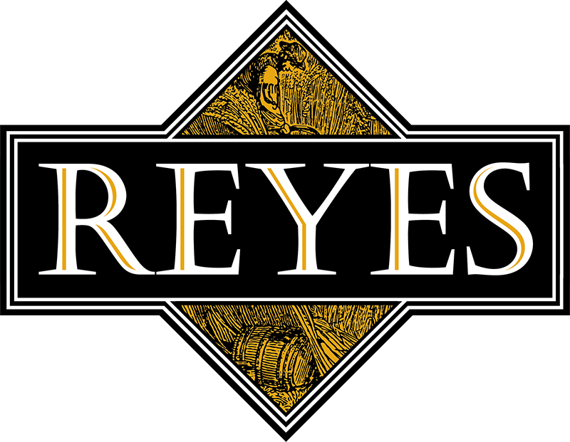 Reyes Beer Division - Reyes Beverage Group (800x621), Png Download