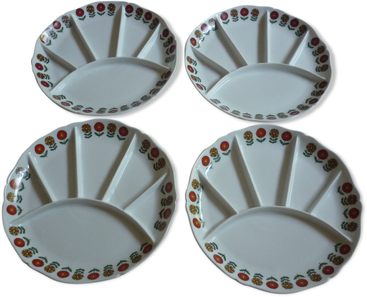 Download 4 Plates With Compartments Flowers Vintage Porcelain Plate PNG Image with No