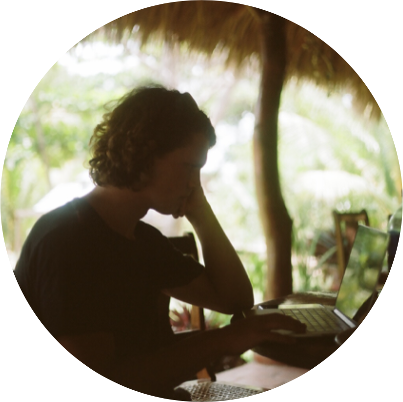 Official Trailer [hd] - Sitting (822x821), Png Download