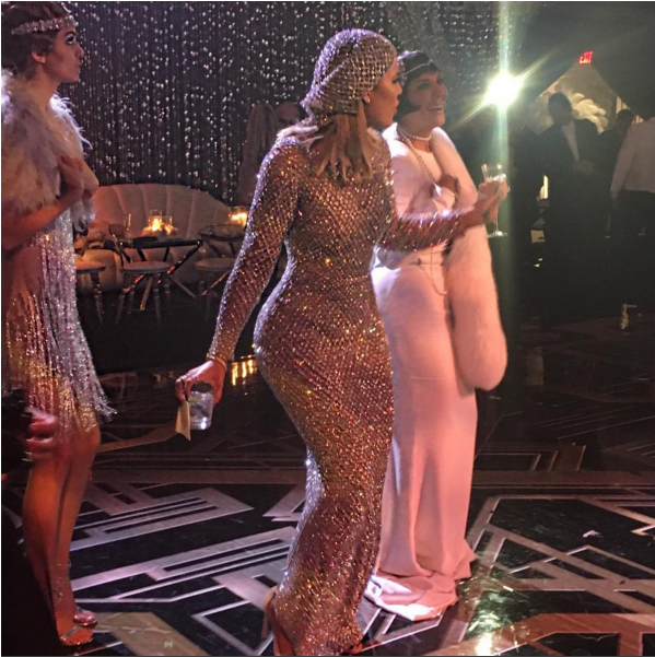 Kendall Jenner, Khloé Kardashian Et Leur Mère Kris - Performance (1200x630), Png Download