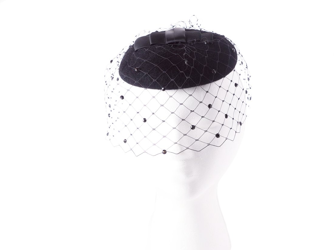 Black Mini Velour Fascinator With Veiling, Satin Bow - Plaid (1100x825), Png Download