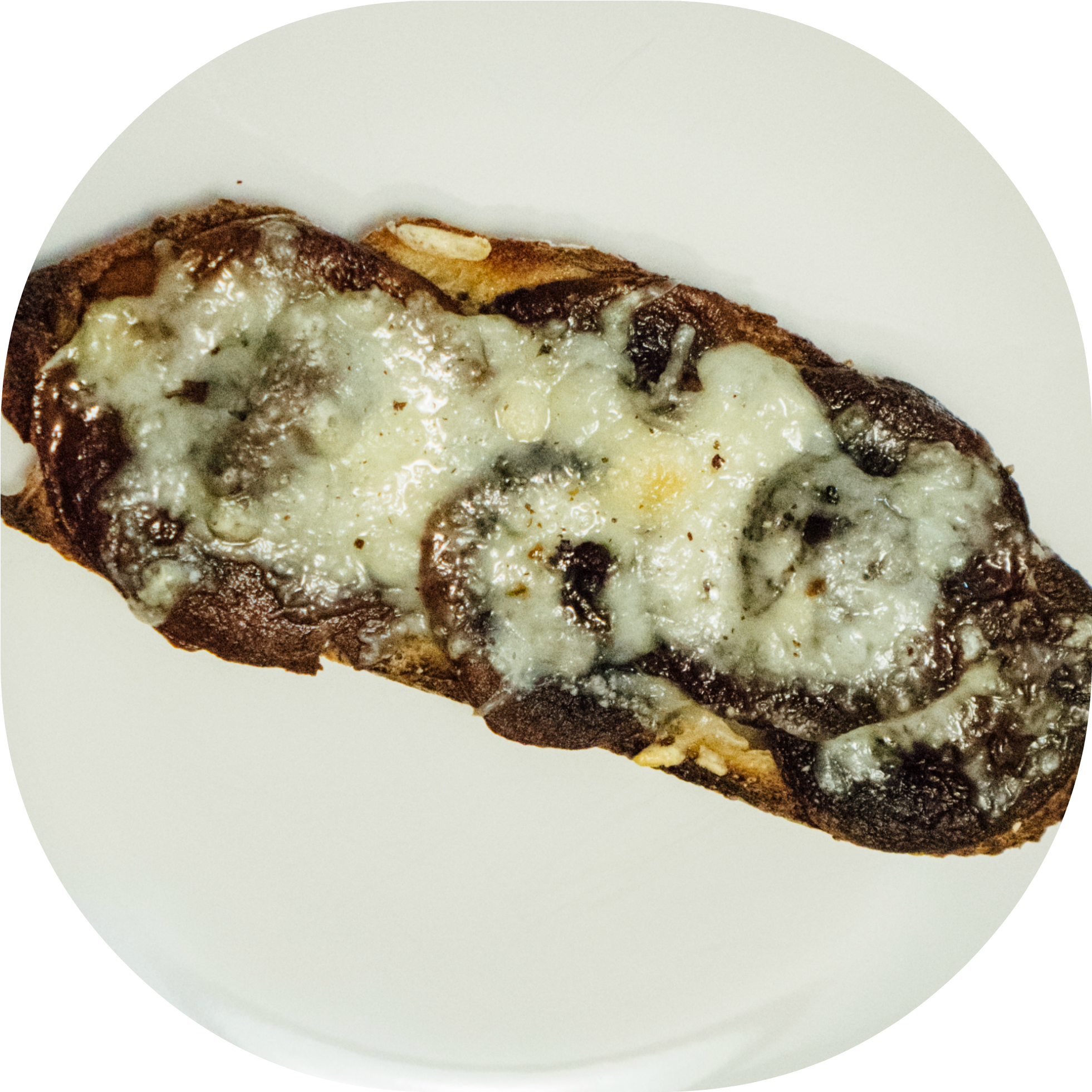 Avocados With Ghost Pepper Salt And Chili Flakes, Walnut (2000x2000), Png Download