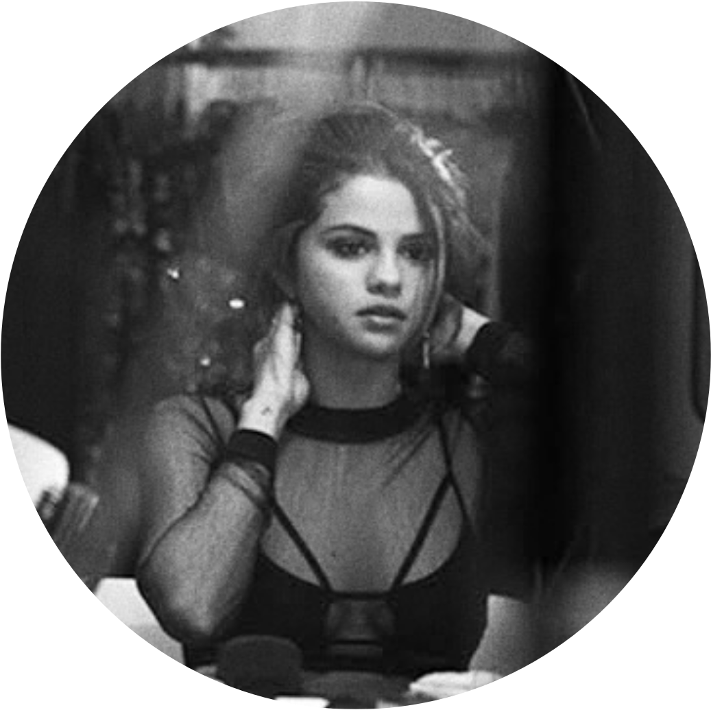 Worldwide Units Estimation » - Selena Gomez The Heart Wants What It Wants Clothes (1080x1080), Png Download