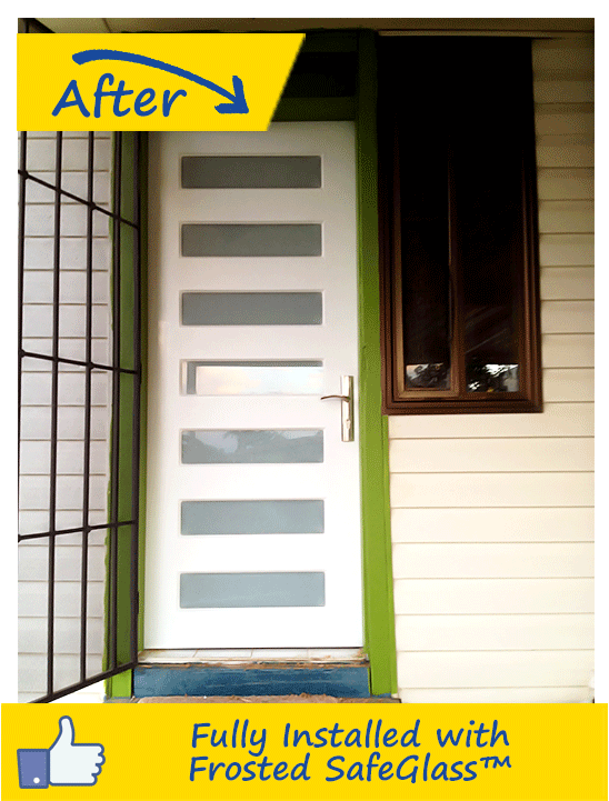 External Hinged Composite With Or Without Glass Doors - Clothing Alterations (709x720), Png Download