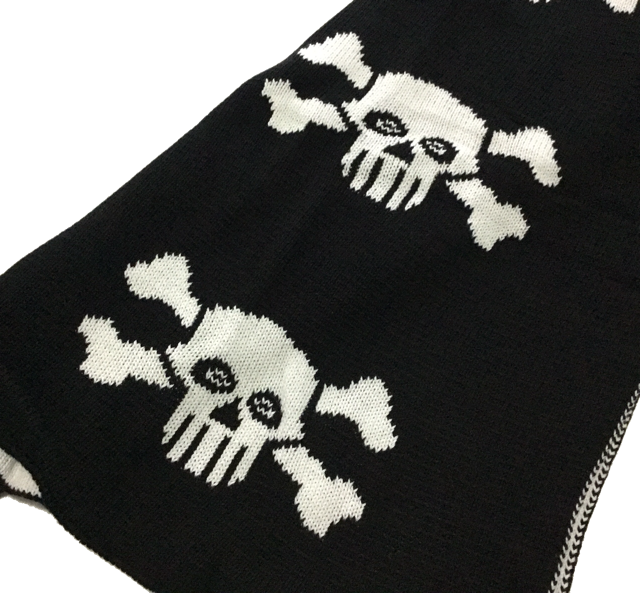 Cotton Cot Cable Knit Blanket White Skulls Reversible - Skull Blanket For Babies (640x593), Png Download