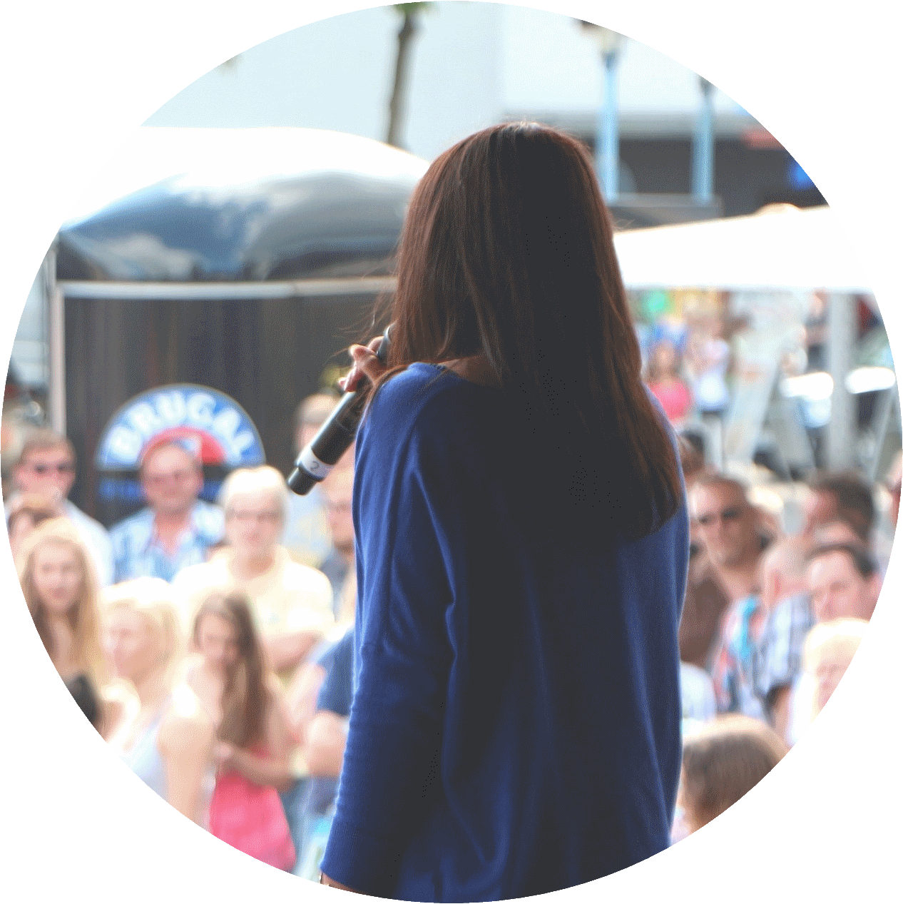 Presenting Circle Nick 2017 12 22t01 - Genero Epidictico Para Las Ceremonias (1266x1267), Png Download