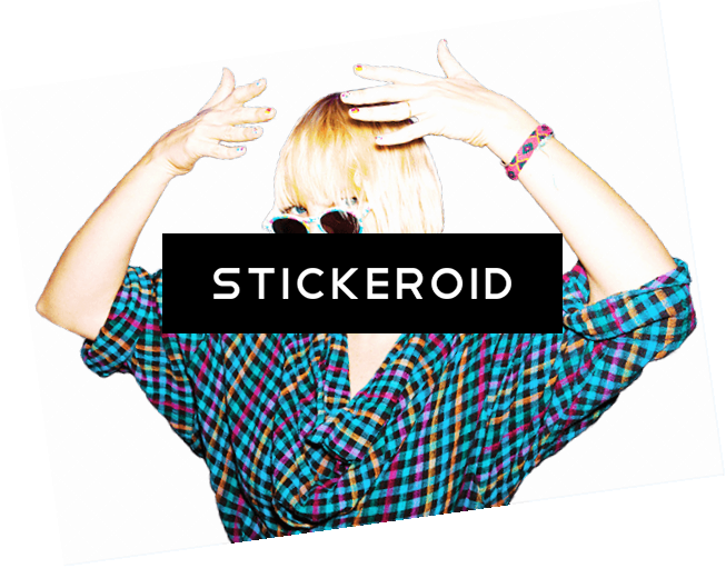 Sia And Maddie Ziegler - Girl (653x511), Png Download