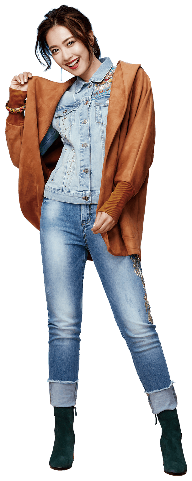 What's Hot - Street (703x1575), Png Download