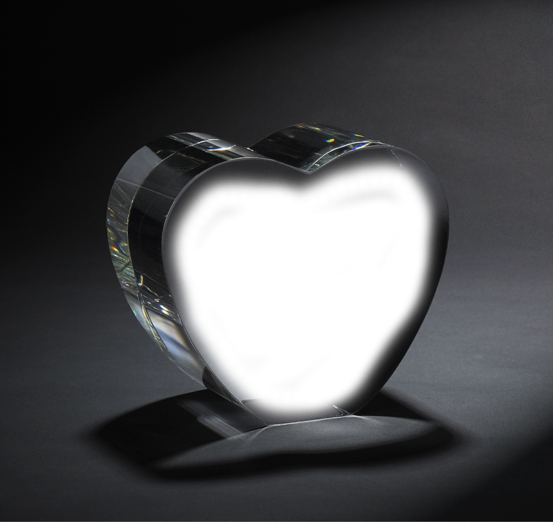 3d Crystal Heart - Still Life Photography (800x756), Png Download