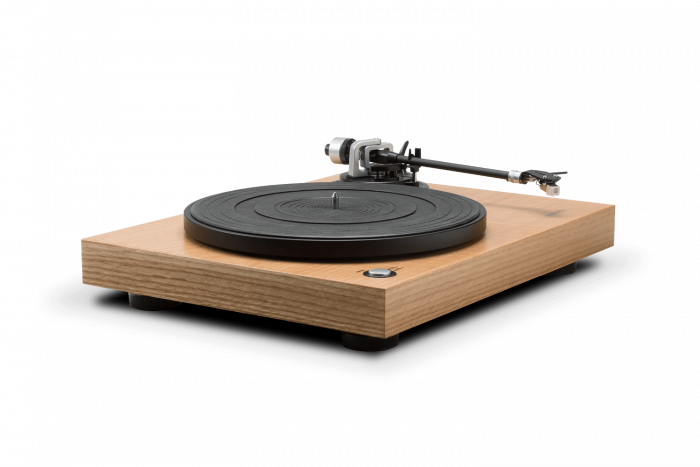 Previous - Roberts Rt100 Turntable With Integrated Phono Amp (700x467), Png Download